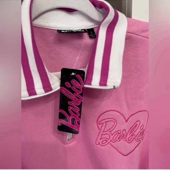 NWT Women’s Barbie Sweater SML - Picture 4 of 16